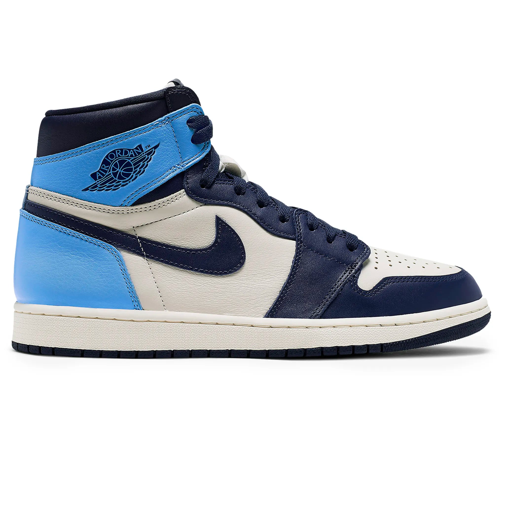 Side view of Air Jordan 1 Retro High OG Obsidian 555088-140